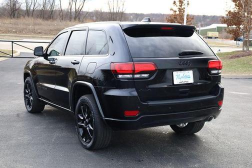 2020 Jeep Grand Cherokee Altitude
