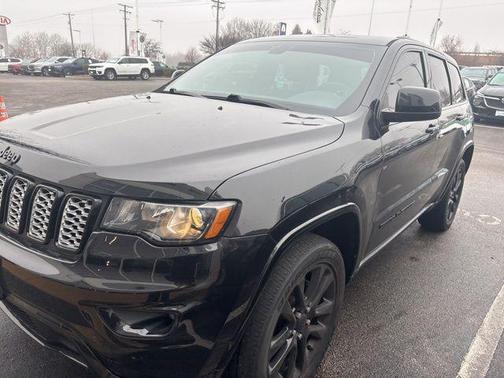 2020 Jeep Grand Cherokee Altitude