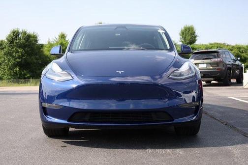 2023 Tesla Model Y Long Range Dual Motor All-Wheel Drive