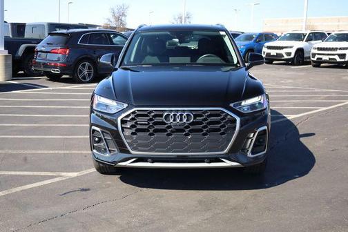 2022 Audi Q5 45 S line Premium Plus