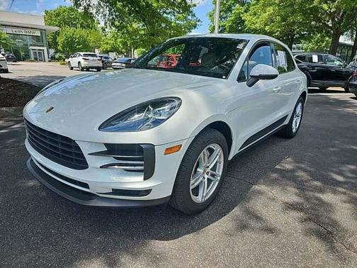 2021 Porsche Macan Base