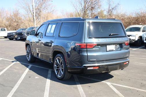 2023 Jeep Wagoneer Series III 4x4