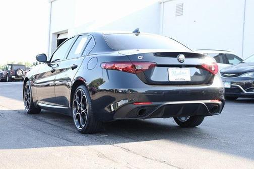 2022 Alfa Romeo Giulia Veloce
