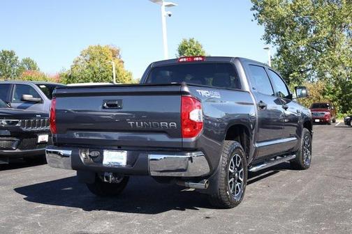 2017 Toyota Tundra SR5
