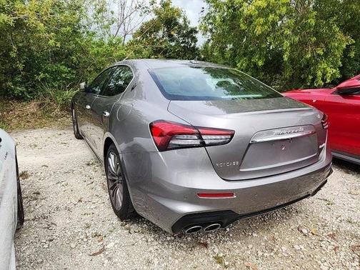 2022 Maserati Ghibli Modena