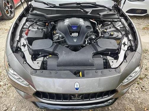 2022 Maserati Ghibli Modena