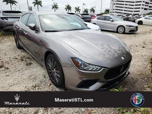 2022 Maserati Ghibli Modena