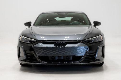 2024 Audi RS e-tron GT quattro
