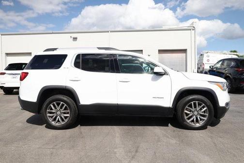 2019 GMC Acadia SLE-2