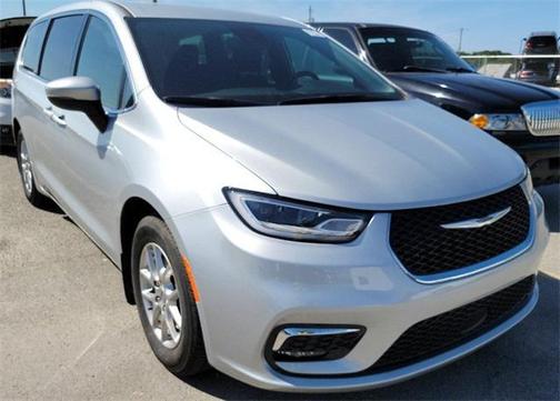2023 Chrysler Pacifica Touring