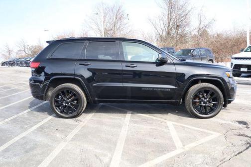 2018 Jeep Grand Cherokee Altitude
