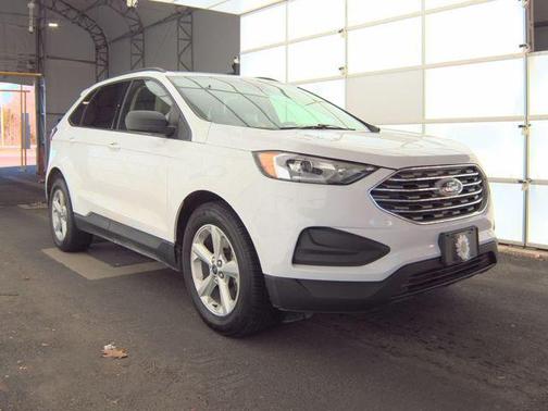2020 Ford Edge SE