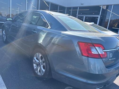 2010 Ford Taurus SEL