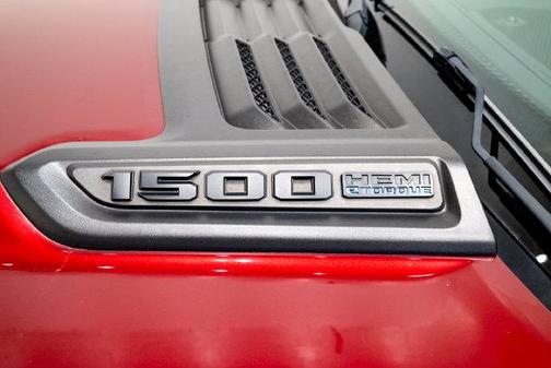 Delmonico Red Pearlcoat 2023 RAM 1500 Laramie