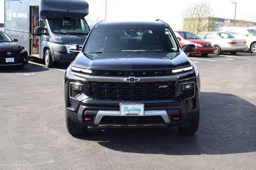 Mosaic Black Metallic 2025 Chevrolet Traverse AWD Z71