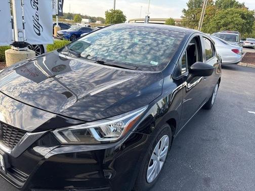 2020 Nissan Versa 1.6 S