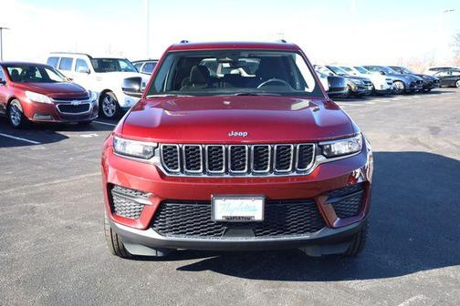 2023 Jeep Grand Cherokee Laredo