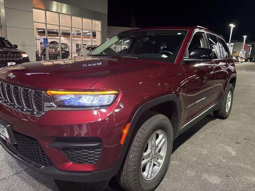 2023 Jeep Grand Cherokee Laredo