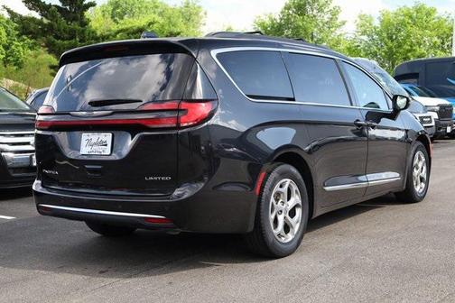 2023 Chrysler Pacifica Limited