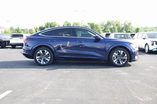 2022 Audi e-tron Sportback S line Prestige
