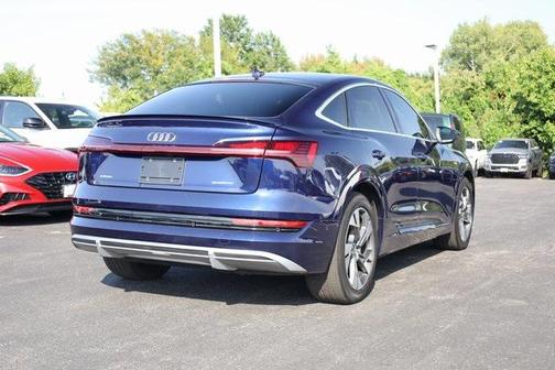 2022 Audi e-tron Sportback S line Prestige