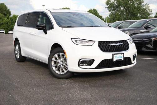 2025 Chrysler Pacifica L