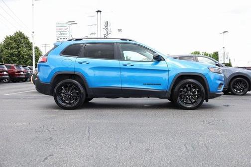 2023 Jeep Cherokee Altitude