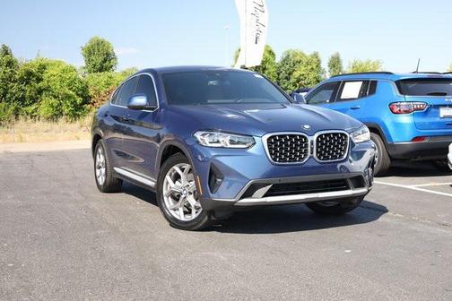 2023 BMW X4 xDrive30i