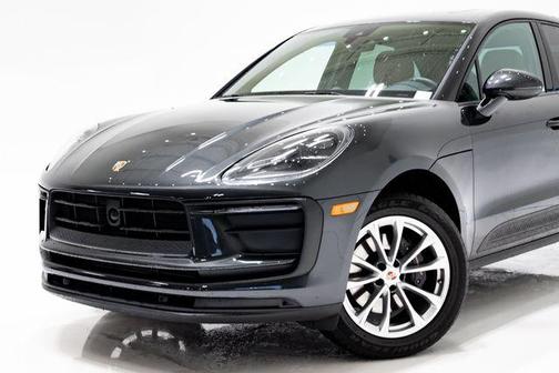 Volcano Grey Metallic 2024 Porsche Macan Macan