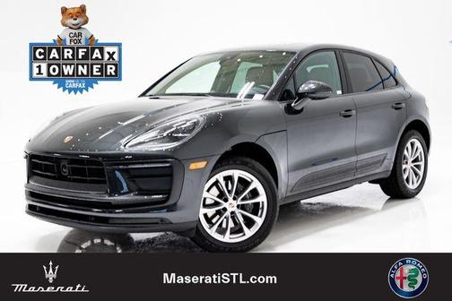 Volcano Grey Metallic 2024 Porsche Macan Macan