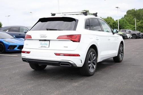2023 Audi Q5 45 S line Premium Plus