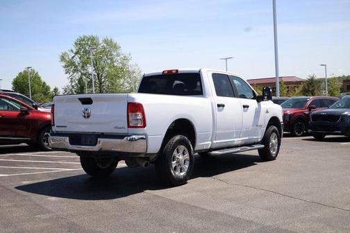 2023 RAM 3500 Big Horn Crew Cab 4x4 6'4' Box