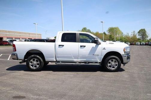 2023 RAM 3500 Big Horn Crew Cab 4x4 6'4' Box