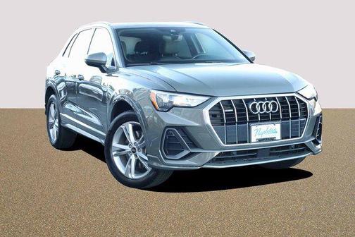2022 Audi Q3 45 S line Premium