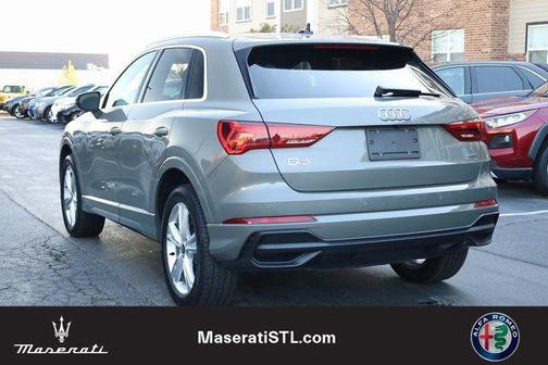 2022 Audi Q3 45 S line Premium