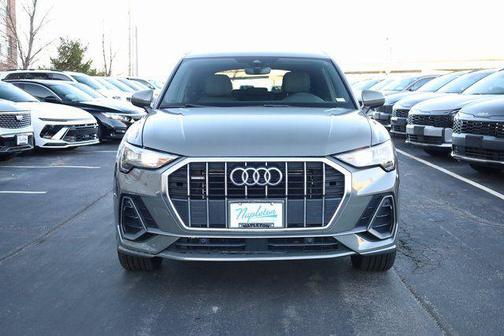 2022 Audi Q3 45 S line Premium