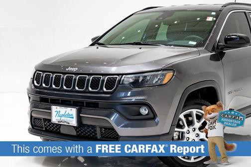 Granite Crystal Metallic Clearcoat 2023 Jeep Compass Latitude Lux