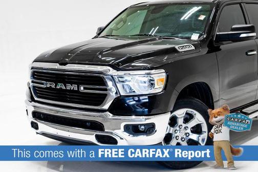 Diamond Black Crystal Pearlcoat 2020 RAM 1500 Big Horn/Lone Star