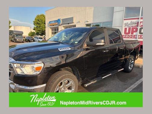 Diamond Black Crystal Pearlcoat 2020 RAM 1500 Big Horn/Lone Star