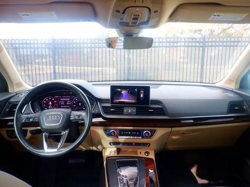 2019 Audi Q5 2.0T Premium Plus