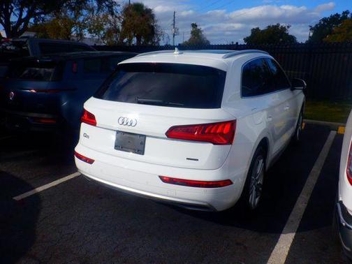 2019 Audi Q5 2.0T Premium Plus