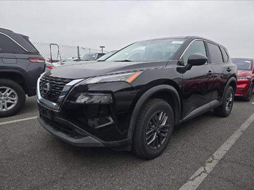 Super Black 2023 Nissan Rogue S