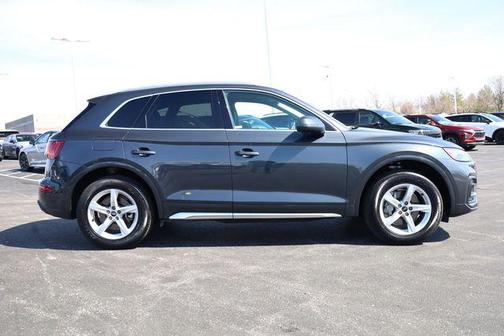2023 Audi Q5 40 Premium