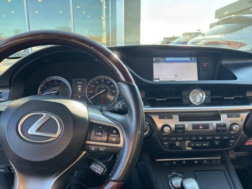 2016 Lexus ES 350 Base
