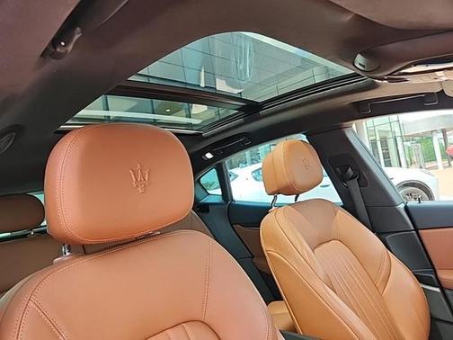 2021 Maserati Levante Base