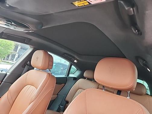 2021 Maserati Levante Base