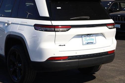 2022 Jeep Grand Cherokee Altitude