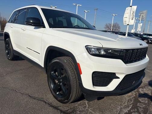 2022 Jeep Grand Cherokee Altitude