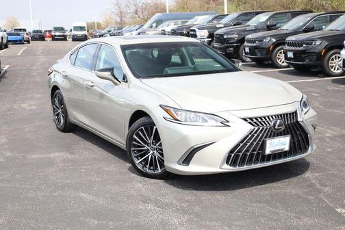 2024 Lexus ES 300h Base