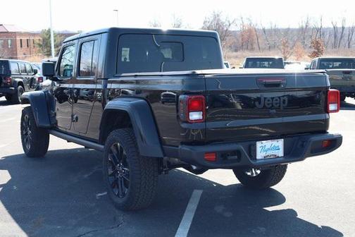 2025 Jeep Gladiator Nighthawk